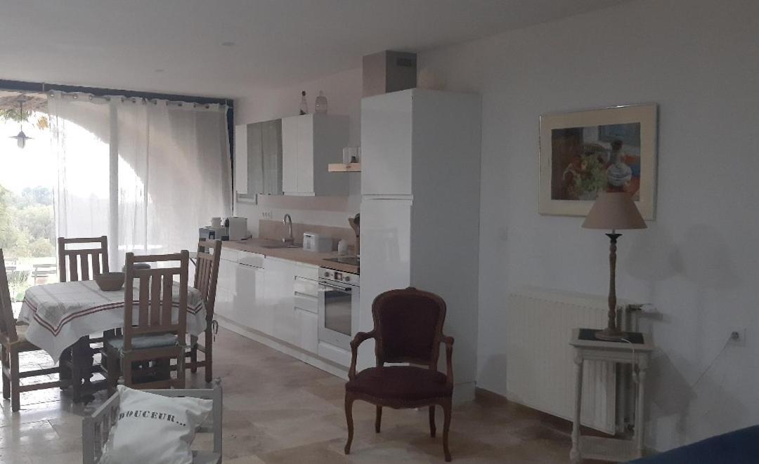 Charmant studio dans maison d'hôte dans un écrin de verdure Saint-Martin-le-Redon Extérieur photo